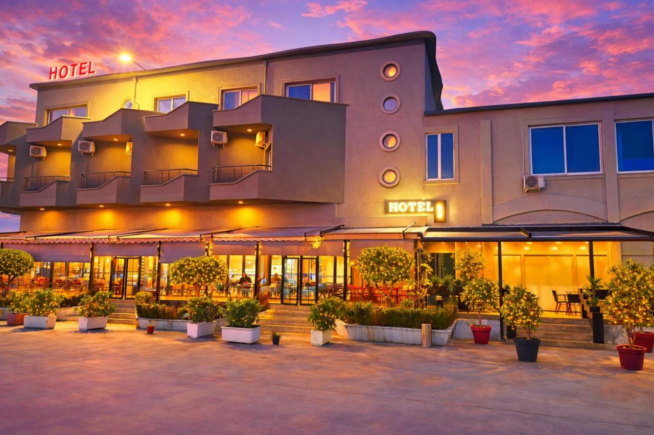 Hotel OMW Vore — Exterior